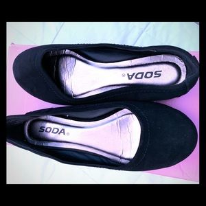 Girls black flats size 4